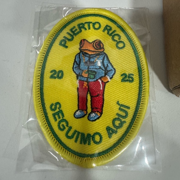 Bad bunny DTMF V.I.P complete gift bag - Picture 10 of 13